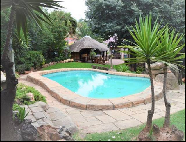 3 BEDROOM HOUSE FOR SALE IN KENSINGTON